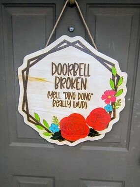 Hand Crafted Red & Green Floral 'Doorbell Broken' Wooden Wall Sign